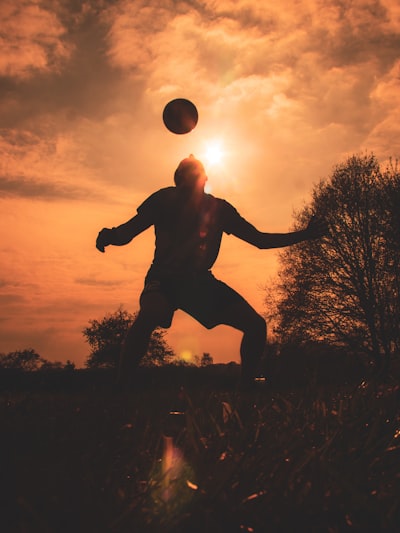 فيفا موبايل مهكرة أموال 2024 بدون نتتحميل وتجربة اللعبة الأكثر إثارة