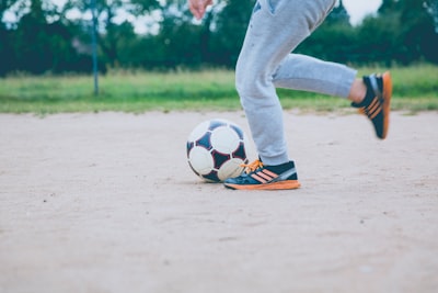 تحدياتكرةالقدمأسئلةشائعةوإجاباتها